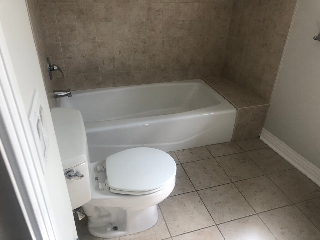 Bathroom - 1250 Edris Dr
