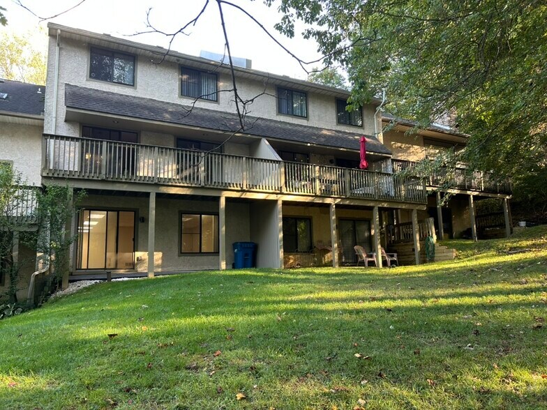 Rear of property (on left) - 443 Lynetree Dr