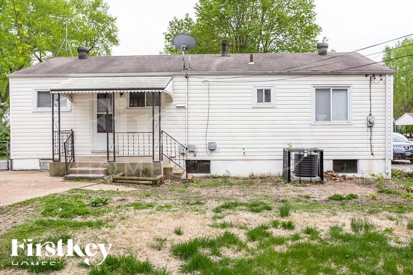 Building Photo - 1095 Ozment Dr