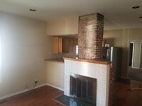 Building Photo - 826 21st St