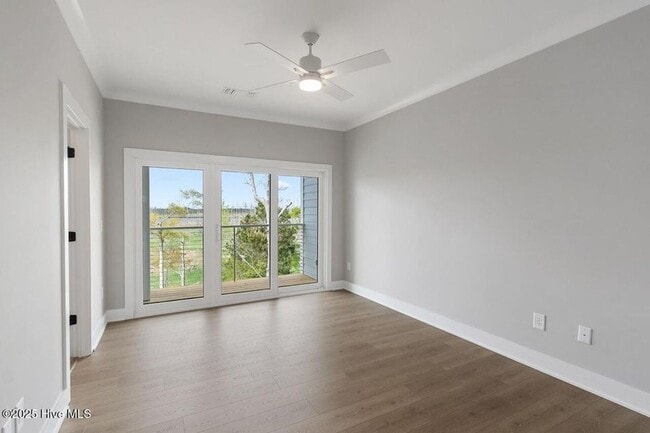 Building Photo - Brand new georgous 4 bed 3.5 bath townhome...