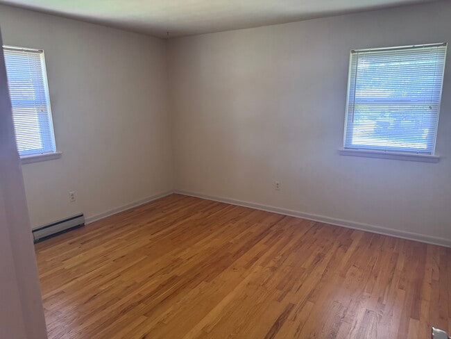 Primary Photo - 12th st 4plex