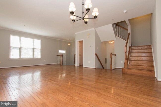 Building Photo - 117 Longpoint Way