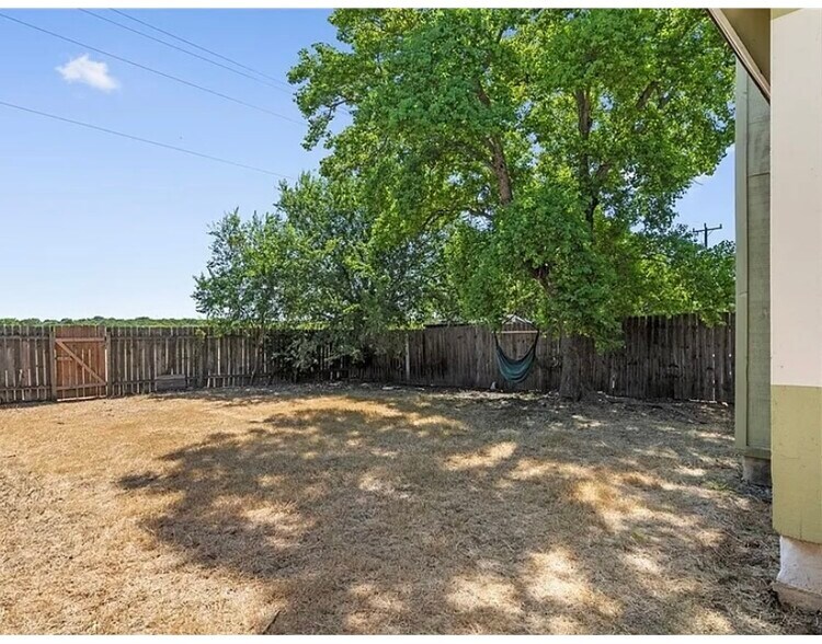 Building Photo - 9739 Wagon Train