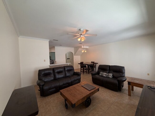 Building Photo - 14901 Windward Dr