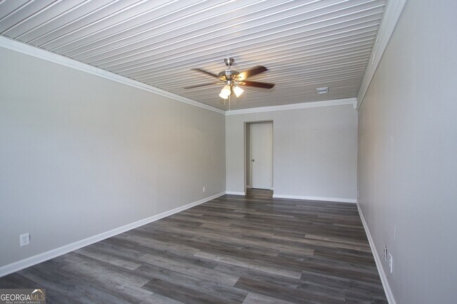 Building Photo - 1312 Cooper Rd