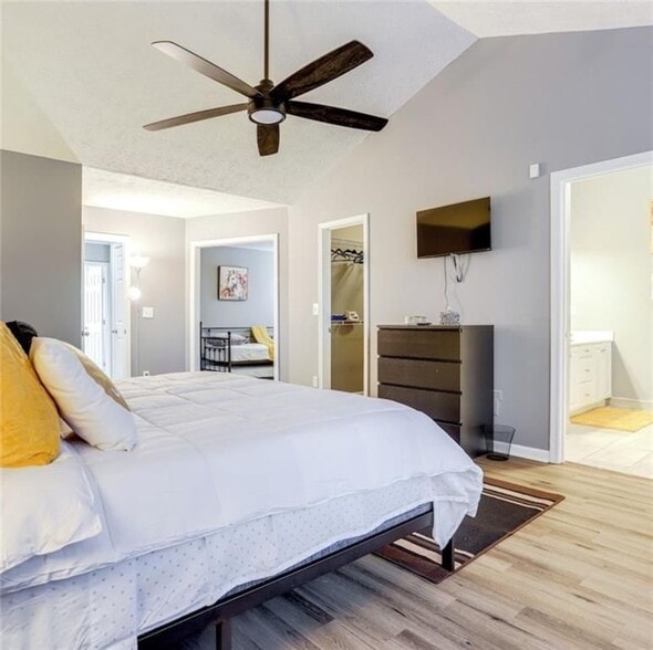 Building Photo - 1080 Rafington Dr