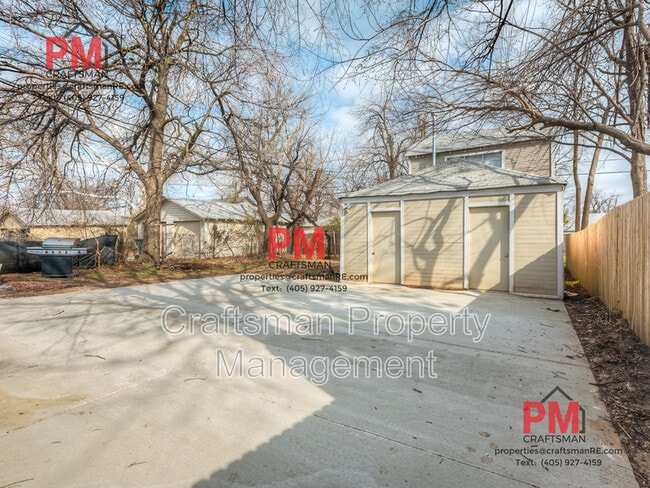 Building Photo - 2523 NW 20th St