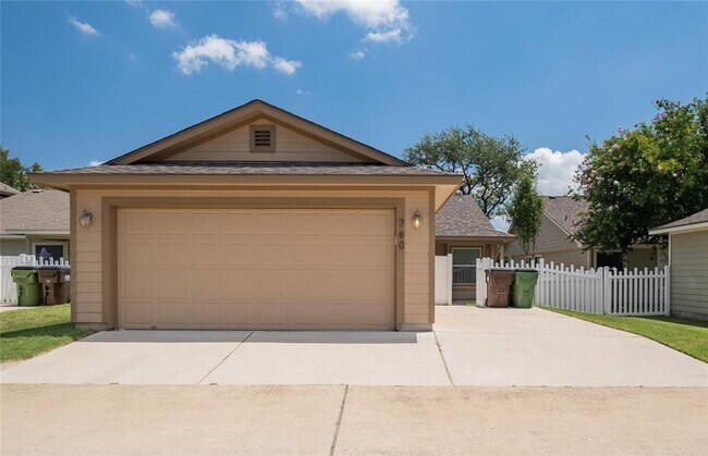 Building Photo - 760 Gabriel Mills Dr