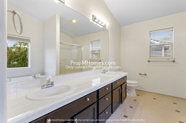 Building Photo - Spacious Five Bedroom Home in Progress Ridge!