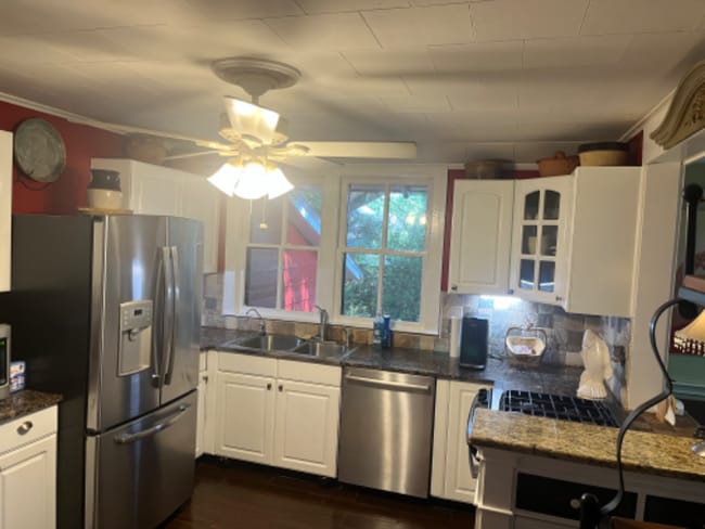 Building Photo - 22985 High Ridge Rd