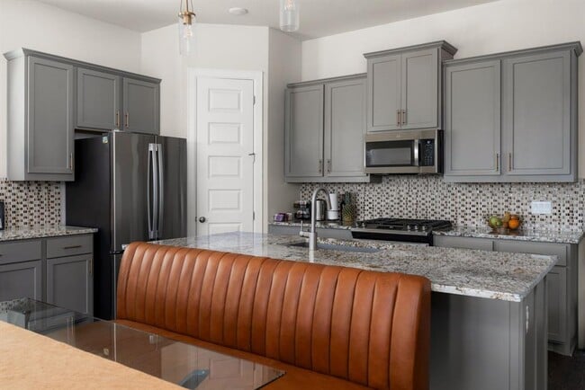 Building Photo - 4904 Escape Rivera Dr