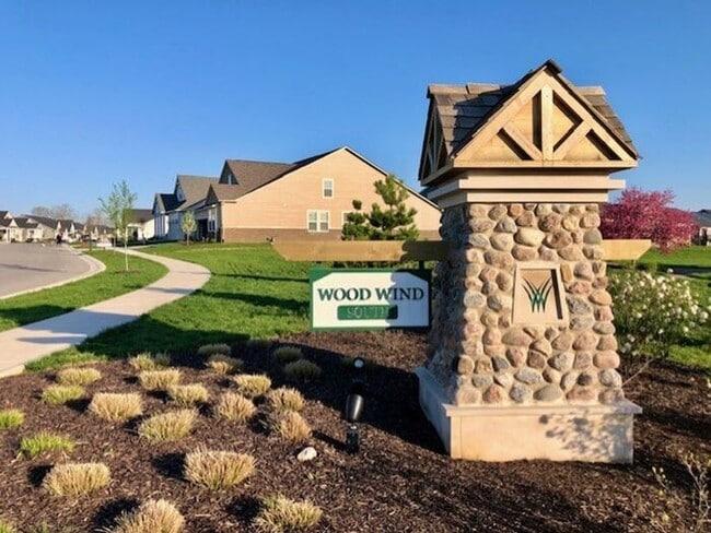 Building Photo - Gorgeous Newly Built 3 Bedroom 3 Full Bath on Golf Course in Westfield!