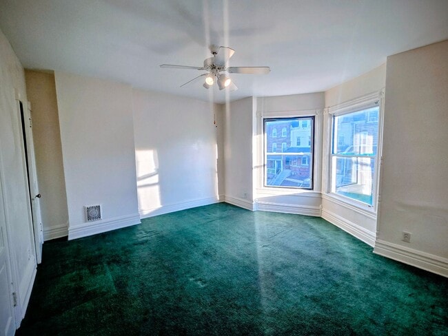 Building Photo - 625 Greenleaf St