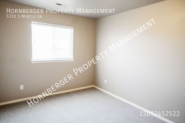 Building Photo - 5310 S Myrtle Ln