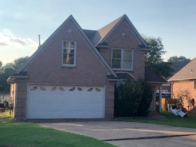 Primary Photo - 3931 Muirfield Dr
