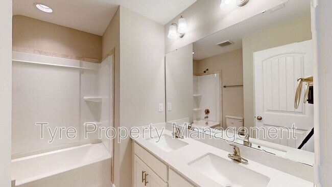 Building Photo - 2608 Sailor Rose Ln