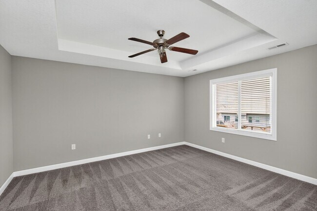 Building Photo - ALTOONA GEM!! 3 Bedroom, 2 Bathroom Home in Altoona!