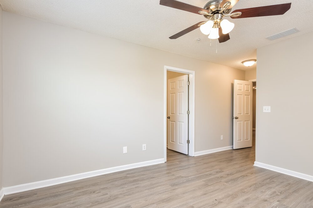 Building Photo - 206 Odyssey Turn NW