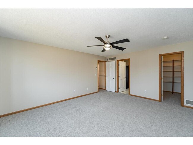 Building Photo - 2511 Mayowood Ln SW