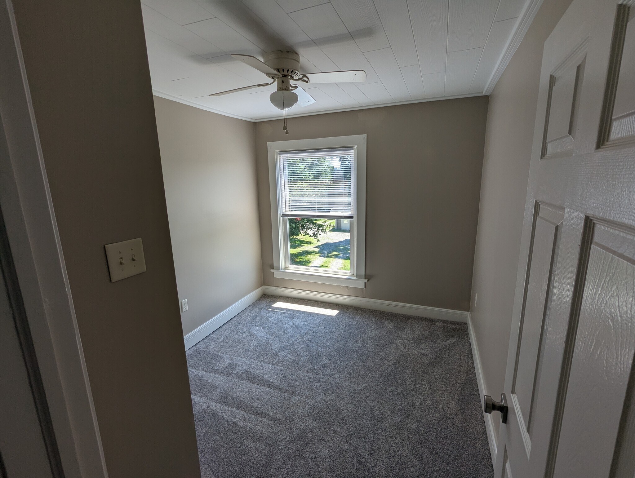 3rd Bedroom - 321 Howard St