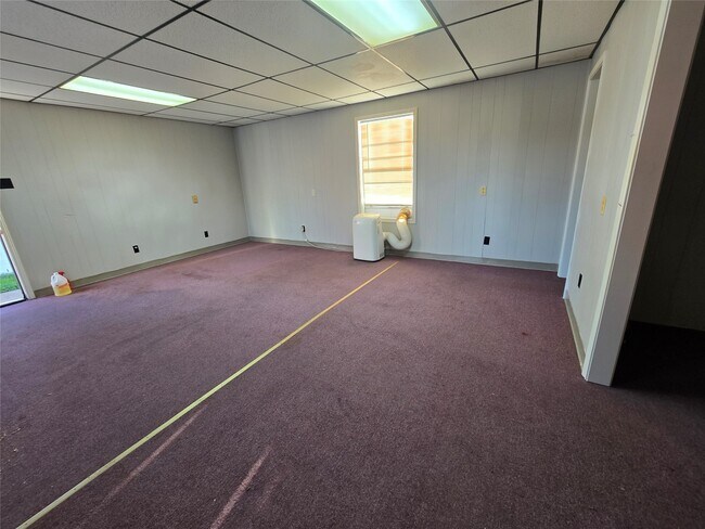 Building Photo - 1411 Dorsetshire Dr