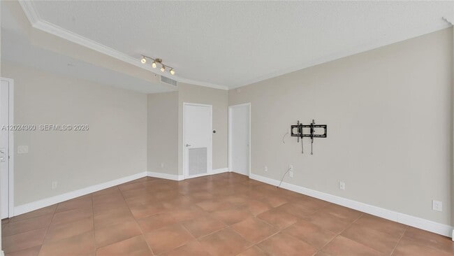 Building Photo - 2475 Brickell Ave