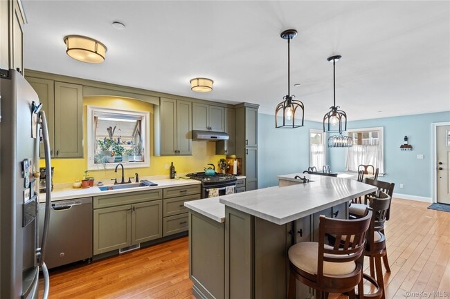 Building Photo - 62 Delaware Ave