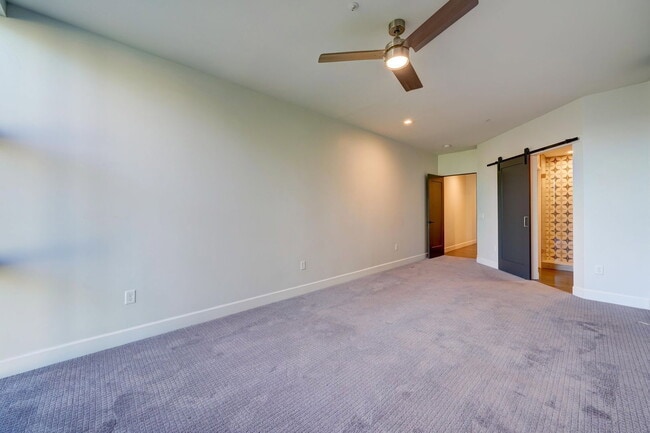 Building Photo - 504 E Roosevelt St