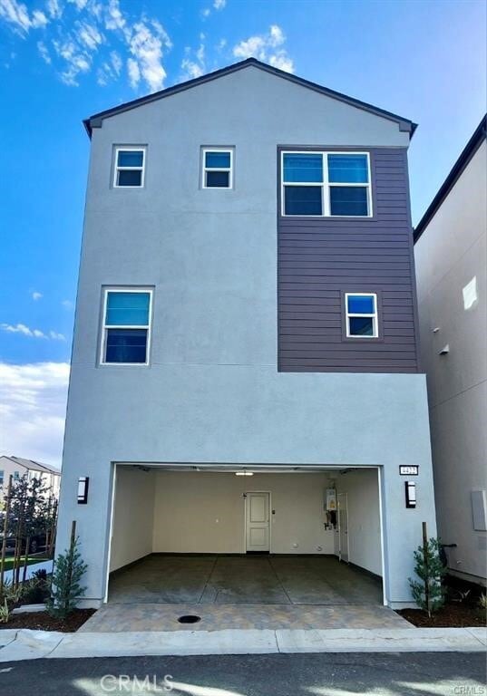 Building Photo - 4422 S Bryant Pso