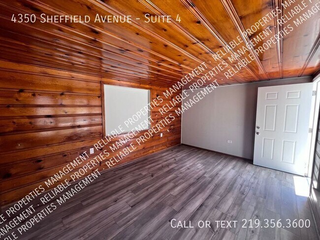 Building Photo - 4350 Sheffield Ave