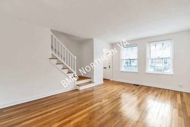 Building Photo - 3612 S Taylor St