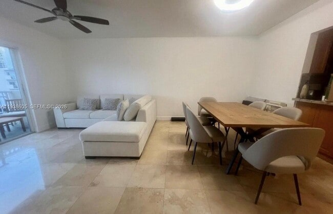 Building Photo - 3601 NE 170th St