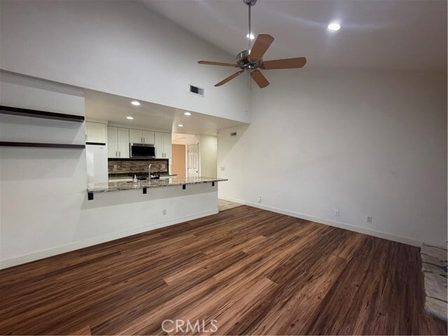 Building Photo - 14852 Rattan St