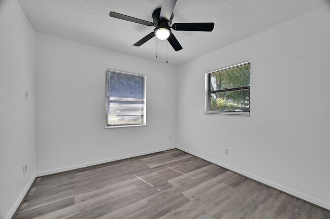 Building Photo - 800 Garland Ave