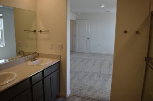 Building Photo - 4636 Sami Jo Dr