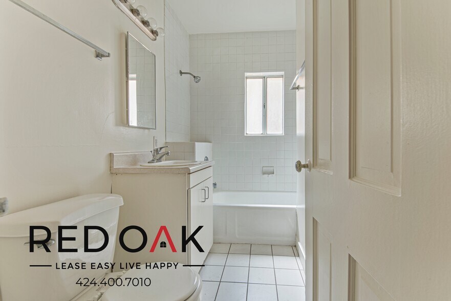 Building Photo - 723 S Mansfield Ave