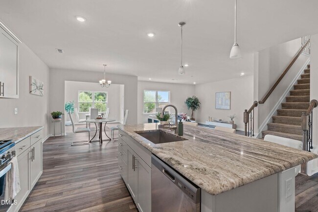 Building Photo - 4712 Winnipesaukee Ln