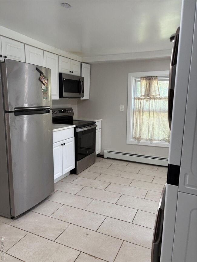 Building Photo - 47 Main St