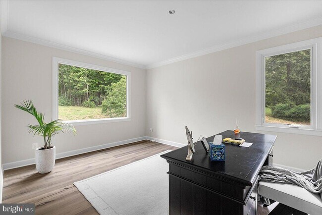 Building Photo - 20589 Myers Pl