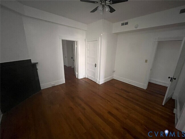 Building Photo - 419 N 26th St