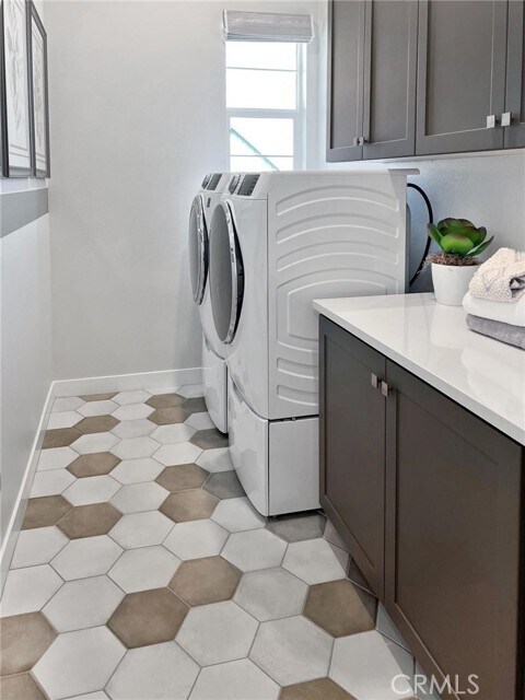 Building Photo - 27105 Trail View Ln.