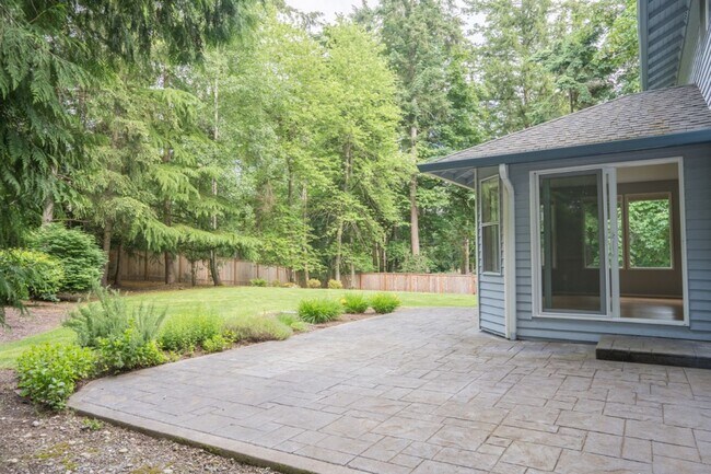 Building Photo - 4bd/2.5ba Sammamish Home