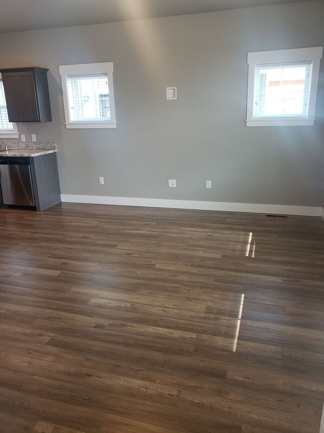 Building Photo - Beautiful 3 bed 2 bath home in Annafeld Su...