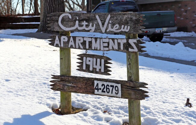 Building Photo - 1941 Courtland Dr