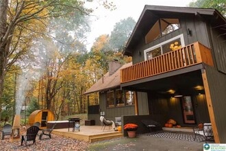 Building Photo - 1242 Shadblow Rd