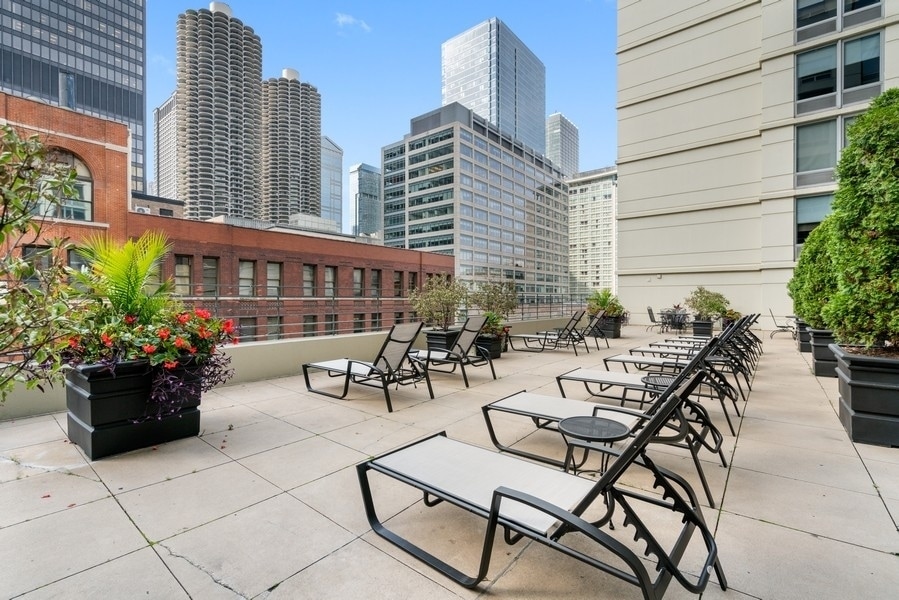 Building Photo - 440 N Wabash Ave