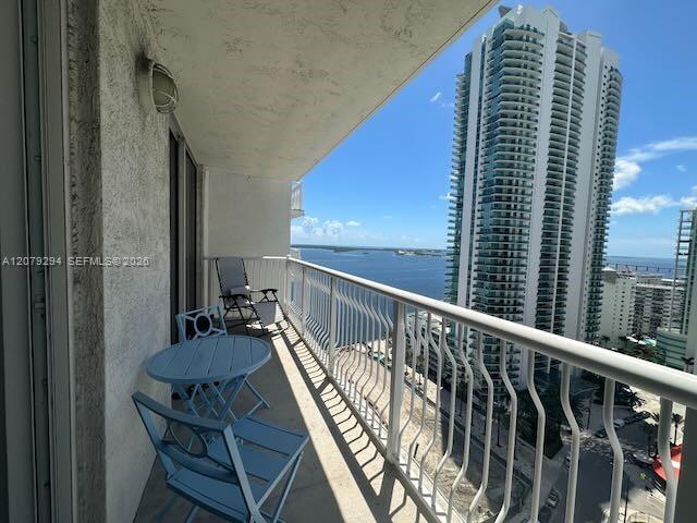 Building Photo - 1200 Brickell Bay Dr