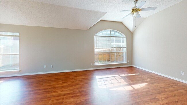 Building Photo - 7812 Silver Sage Dr