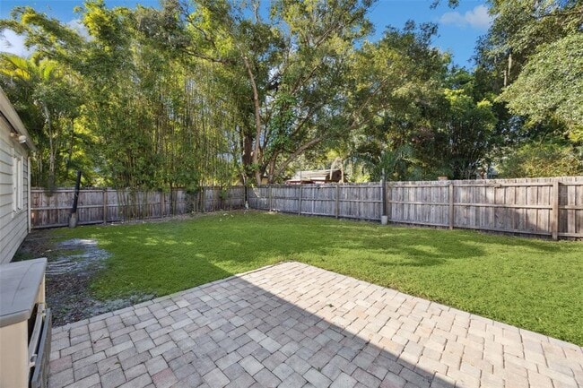 Building Photo - 1815 E Central Blvd